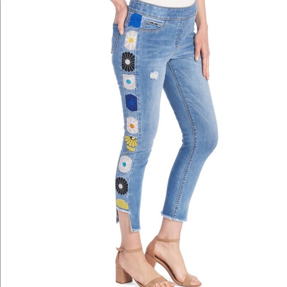 Coco & Carmen Pants - Daisy Embroidered Light Denim Jeans